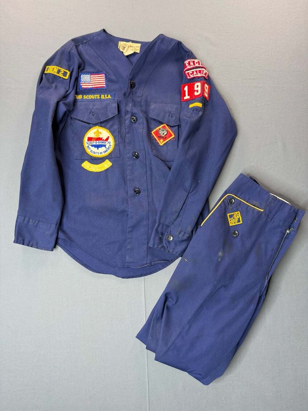 Vintage Boy Scouts of America Cub Scout Uniform Set Shirt Pants Size 12 Patches